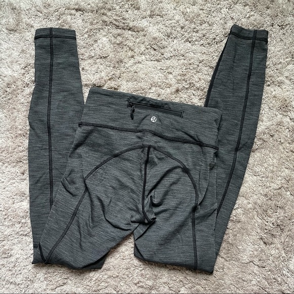 Lululemon Speed Up Leggings 28” - Picture 3 of 5